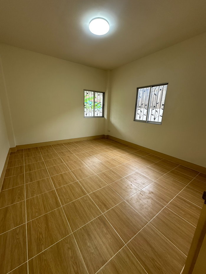 รูป บ้านเดี่ยวรีโนเวทใหม่ ในโครงการขวัญเวียง สันผักหวาน T. 063-6649056 - รูปที่ 2/7