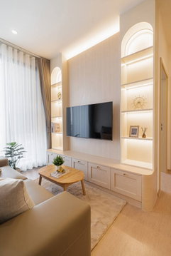 RS7371 For Rent: Maru Ekkamai 2, luxuriously furnished with real wood furniture, Pet-friendly , near BTS Ekkamai.