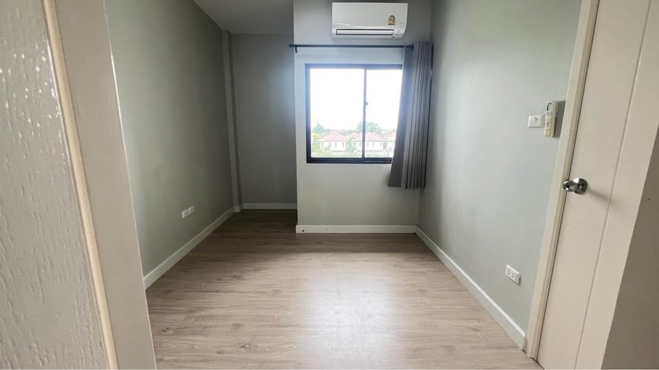 รูป R3130 ให้เช่าทาวน์โฮม 3 ชั้น บ้านนลินอเวนิว 5 รามอินทรา-มีนบุรี (ว่างค่ะ) - รูปที่ 17/18