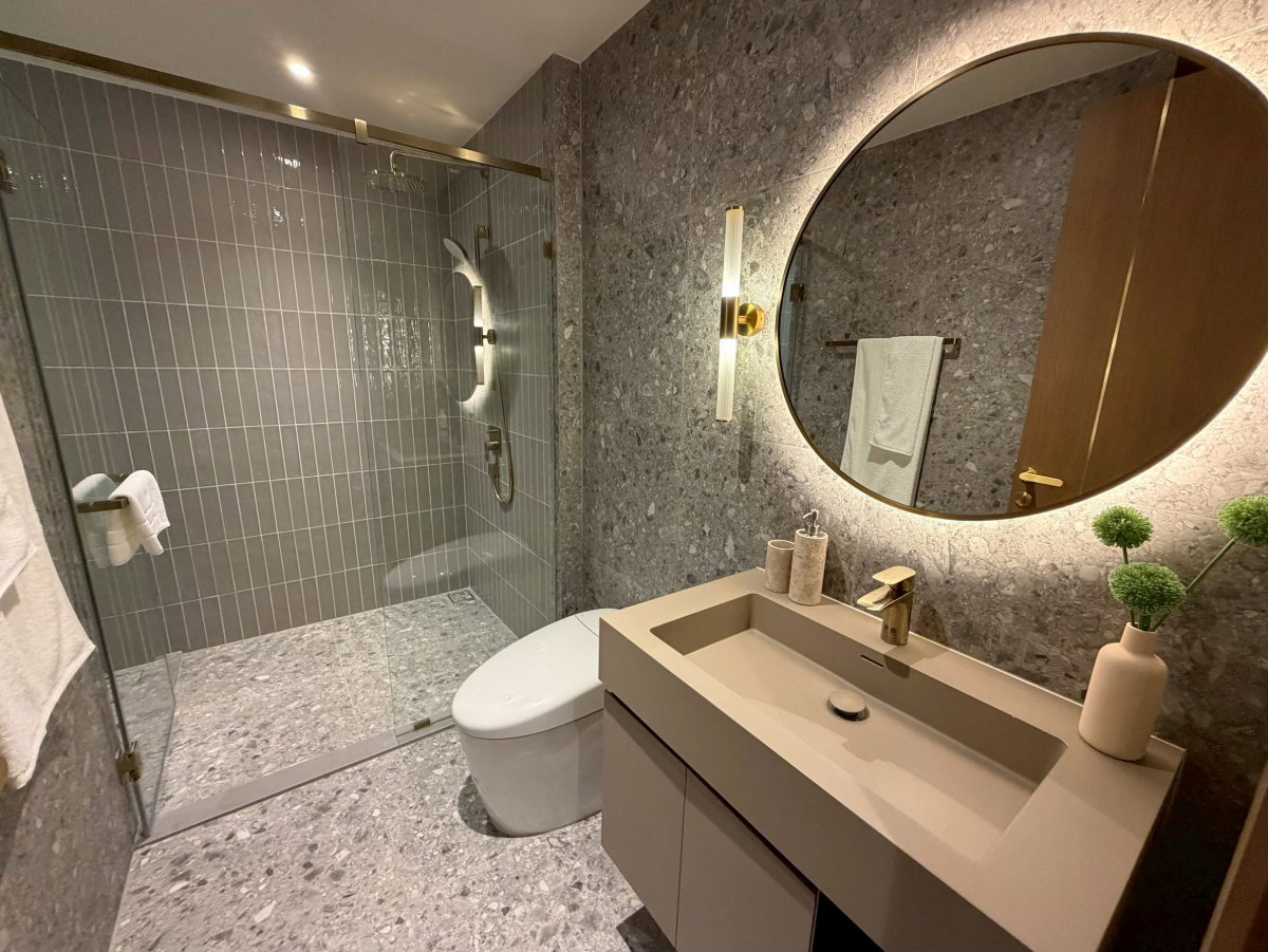 picture Ultra-Luxury Pet-Friendly Condo for Sale: Via 34 Sukhumvit, Spacious 93.02 sq.m., Exclusive Privacy - 14/15