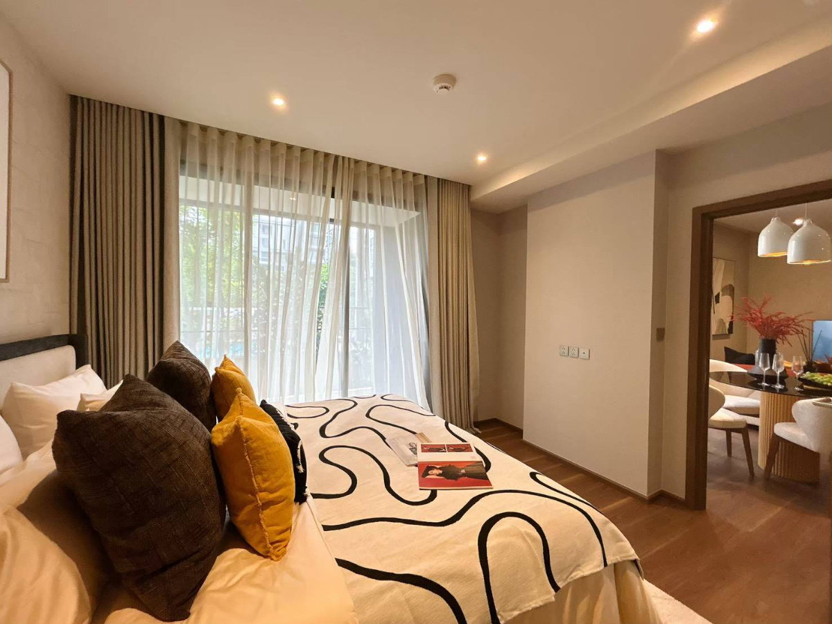 picture “VIA 61 | Private Luxury in Ekkamai” - 8/18