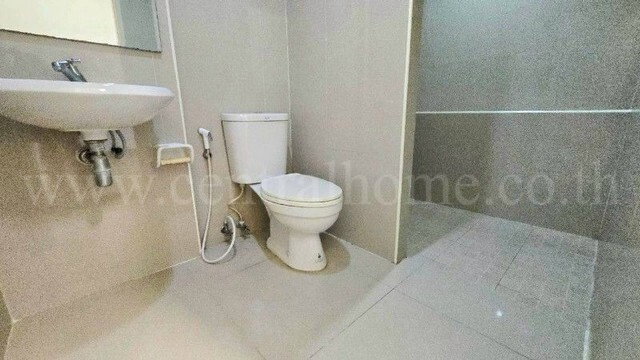 รูป อาคารพาณิชย์ 3.5 ชั้น 2 คูหา ย่านตลาดไท ทำเลดีถูกมาก - รูปที่ 16/20