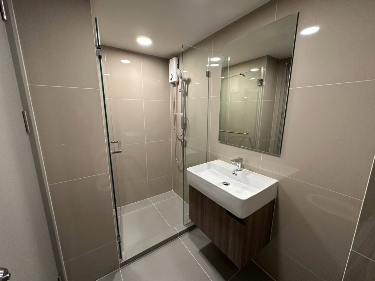 รูป 🔥Hot deal🔥 Duplex unit For rent: Ideo Ramkhamhaeng lamsali station near MRT Yaek Lamsali - รูปที่ 15/16