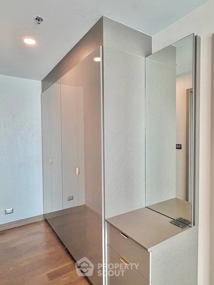 รูป คอนโด 2 ห้องนอน Supalai Oriental Sukhumvit 39 ใกล้ MRT เพชรบุรี (ID 3189115) - รูปที่ 9/11