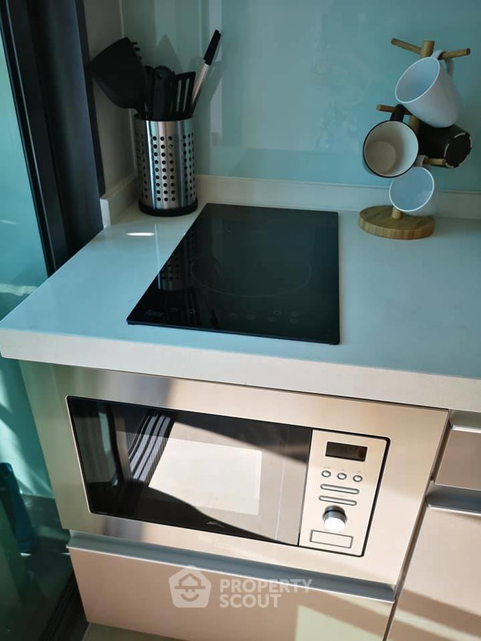 picture 1-BR 36 Sqm Condo At Mayfair Place Sukhumvit 50, 13th-Floor, Near BTS On Nut (ID 511915) - 6/14
