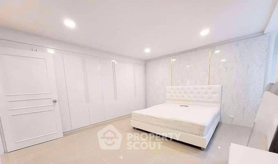 รูป คอนโด 3 ห้องนอน ขนาด 220 ตารางเมตร President Park Condominium ใกล้ MRT ศูนย์การประชุมแห่งชาติสิริกิติ์ (ID 2836365) - รูปที่ 3/7