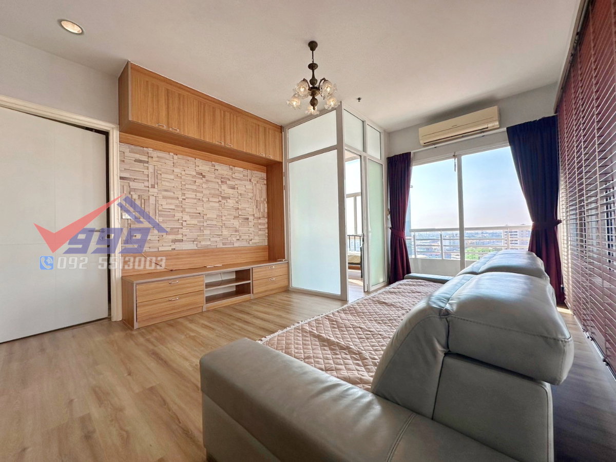 picture For Rent: Spacious Corner Condo with Beautiful View and Privacy - 4/38