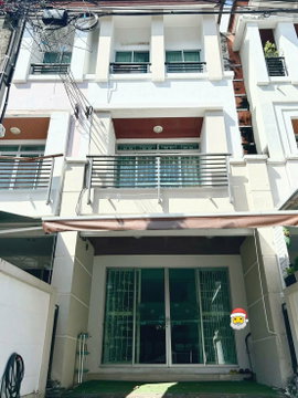 🏡✨ ทาวน์โฮม 3 ชั้น บ้านกลางเมือง เดอะ ปารีส พระราม 9 – กรุงเทพกรีฑา 7 3 ห้องนอน 3 ห้องน้ำ เฟอร์นิเจอร์ครบ | พร้อมเข้าอยู่