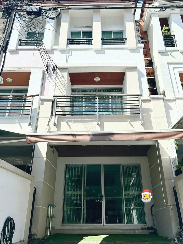 รูป 🏡✨ ทาวน์โฮม 3 ชั้น บ้านกลางเมือง เดอะ ปารีส พระราม 9 – กรุงเทพกรีฑา 7 3 ห้องนอน 3 ห้องน้ำ เฟอร์นิเจอร์ครบ | พร้อมเข้าอยู่ - รูปที่ 1/16