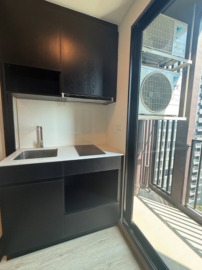 รูป Nue District R9 Rama 9 ห้องสวย ราคาดี สอบถามเพิ่มเติมได้ที่ Line @condorental - รูปที่ 11/17