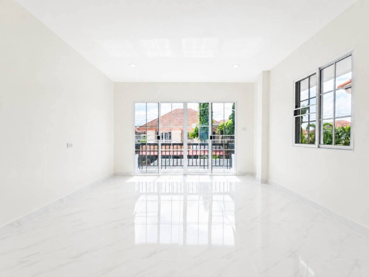 รูป บ้านเดี่ยวใกล้ BTS รีโนเวทใหม่ทั้งหลัง ม.การ์เด้น วิลล่า คลอง 3 (Garden Villa Klong 3) ถนนชลมาร์คพิจารณ์ (รังสิต-คลอง 3) ลาดสวาย ลำลูกกา ปทุมธานี  - รูปที่ 32/46