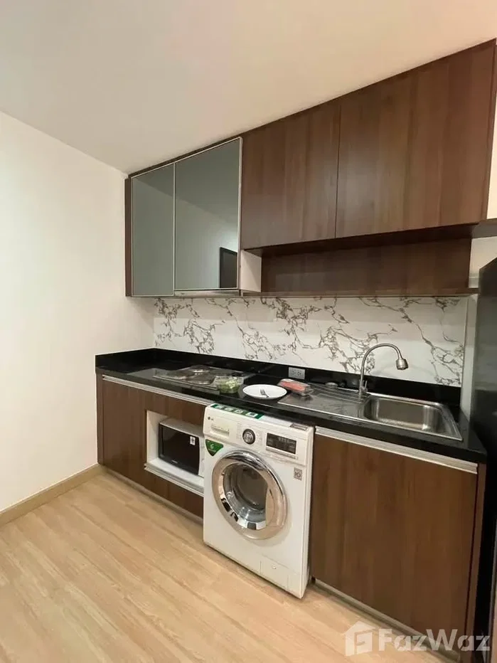 รูป คอนโดให้เช่า 2 ห้องนอน ในโครงการ สกาย วอล์ค เรสซิเดนซ์ 6673776 - รูปที่ 4/8