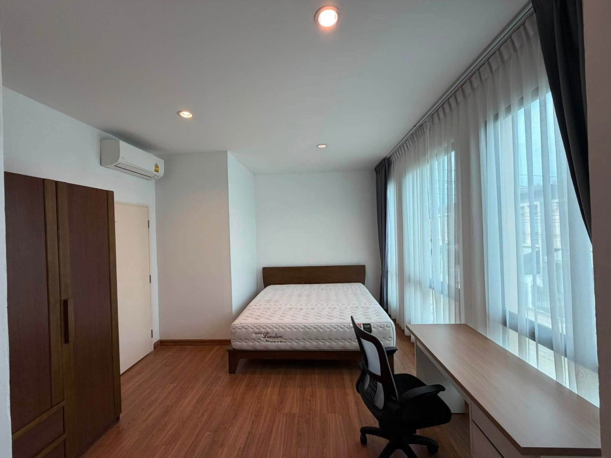picture OP02175 - Pleno Sukhumvit - Bangna : MegaBangna - 12/13