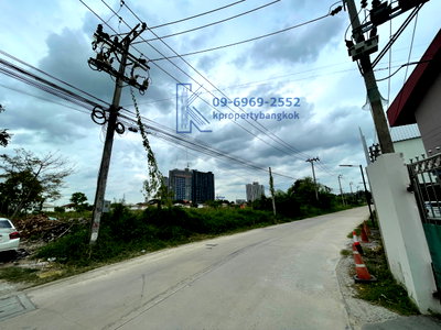 ที่ดิน วิทยาลัยนานาชาติราฟเฟิลส์ : ขาย - ที่ดินเปล่าซอยเมืองแก้ว 16 วาละ 149000 ราชวินิตบางแก้ว ใกล้โรงเรียนนานาชาติคอนคอร์เดียนและห้างเมกาบางนา