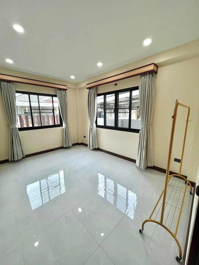 รูป 🏡✨ ขายพูลวิลล่า 2 ชั้น พร้อมสระว่ายน้ำส่วนตัว ใกล้โรงเรียนนานาชาติลานนา ✨🏡  CHD101857 - รูปที่ 20/24