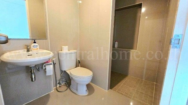 รูป อาคารพาณิชย์ 3.5 ชั้น 2 คูหา ย่านตลาดไท ทำเลดีถูกมาก - รูปที่ 15/20