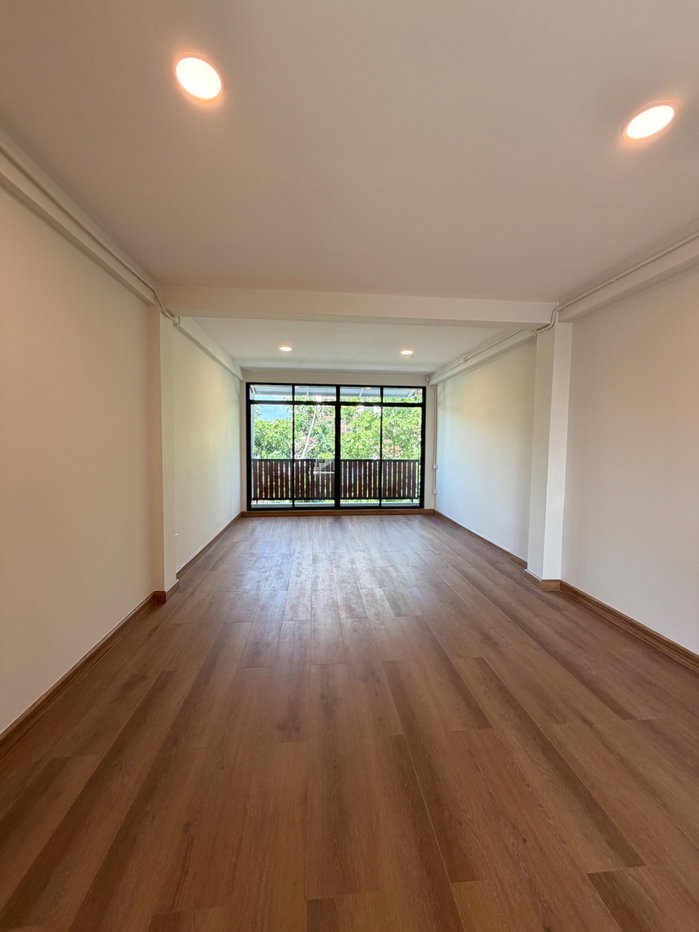 รูป อาคารพาณิชย์รีโนเวทใหม่ 2026 - 550 เมตรถึง BTS บางนา - รูปที่ 10/23