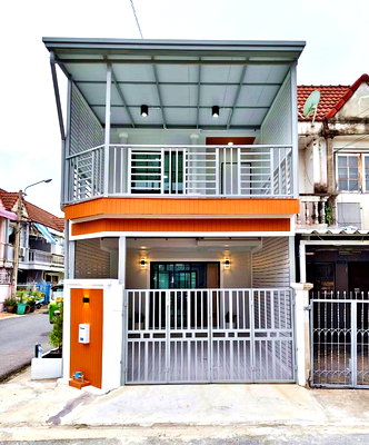 ทาวน์โฮม แม็คโคร บางบัวทอง : บ้านสวย  หลังมุม มีระเบียงหน้าบ้าน #หมู่บ้าน ป.ผาสุข นิเวศน์ บางบัวทอง ใกล้เซ็นทรัล เวสเกต