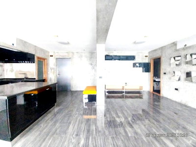 ขายคอนโด : 🏙️ ขาย ไอ-บิซา (I-biza Condo RCA) | MRT พระราม 9
