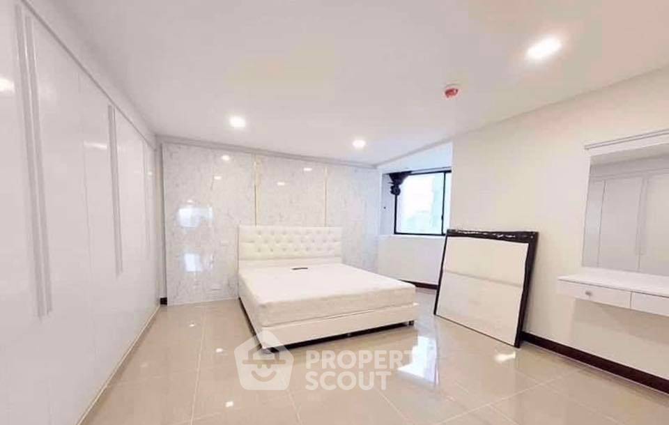 รูป คอนโด 3 ห้องนอน ขนาด 220 ตารางเมตร President Park Condominium ใกล้ MRT ศูนย์การประชุมแห่งชาติสิริกิติ์ (ID 2836365) - รูปที่ 4/7