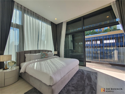 Luxury Unit, Ready for You Without the Wait Circle Living Prototype