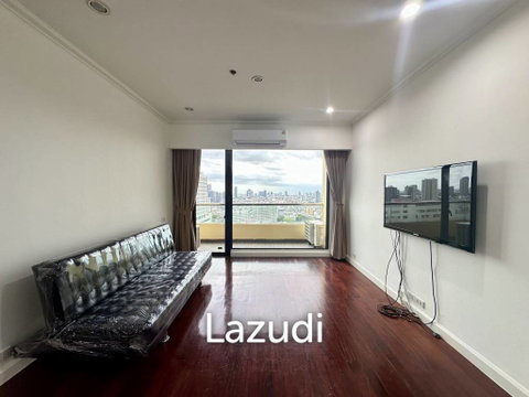 2 bed 1 bath condo 78 sqm. At Baan Chaopraya for sale