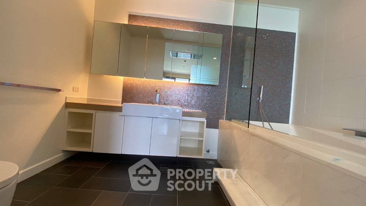 picture 40th-Floor 2-BR 106 Sqm Condo At Southpoint Pattaya (ID 2789415) - 13/15