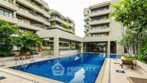3-BR Supreme Ville Condominium Near MRT Khlong Toei (ID 1441324)