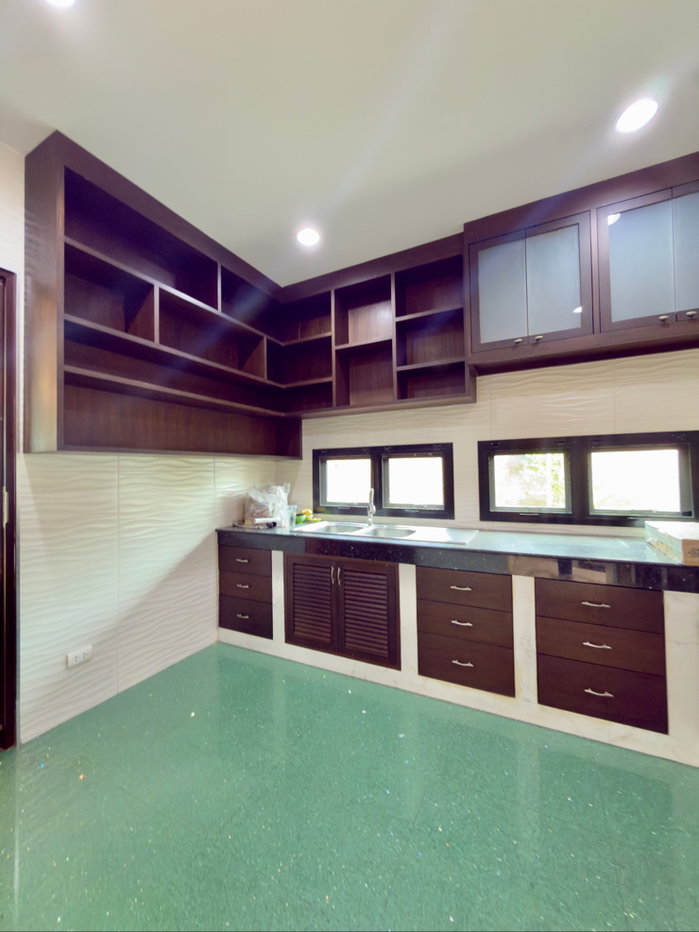 picture A large, luxurious detached pool villa ✨ on a 161.6 sq.m. plot of land, featuring a large koi pond that can be renovated into a swimming pool. - 13/26