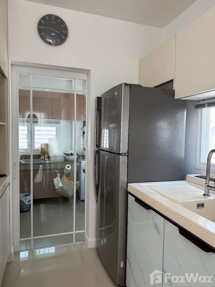 picture Stylish Living on A Peaceful Phuket Hillside 5367665 - 17/21