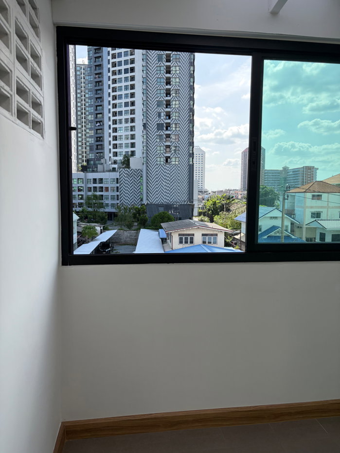 รูป อาคารพาณิชย์รีโนเวทใหม่ 2026 - 550 เมตรถึง BTS บางนา - รูปที่ 22/23