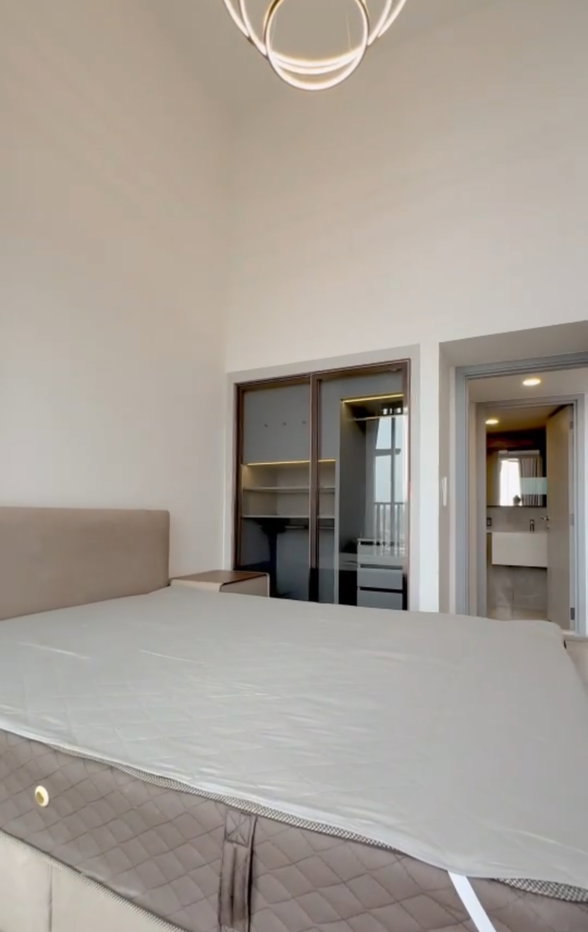 รูป SOHO รัชดา 17 | duplex 2 นอน 48 ตร.ม. MRT ห้วยขวาง | **ค่าเช่า 42,000 บาท** นัดชม แอดไลน์ ID: @property.ma - รูปที่ 9/19