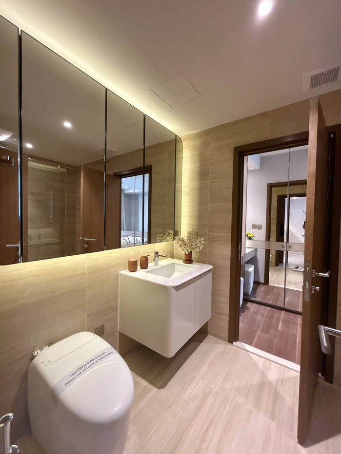 picture “VIA 61 | Private Luxury in Ekkamai” - 6/18
