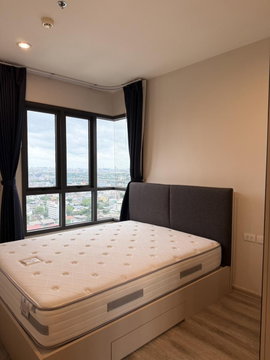 Centric Ari Station | 🏡 Condo for rent at Centric Ari Station | 2 bedrooms, 50 sq.m. | 28th floor | One room suitable for a home office.