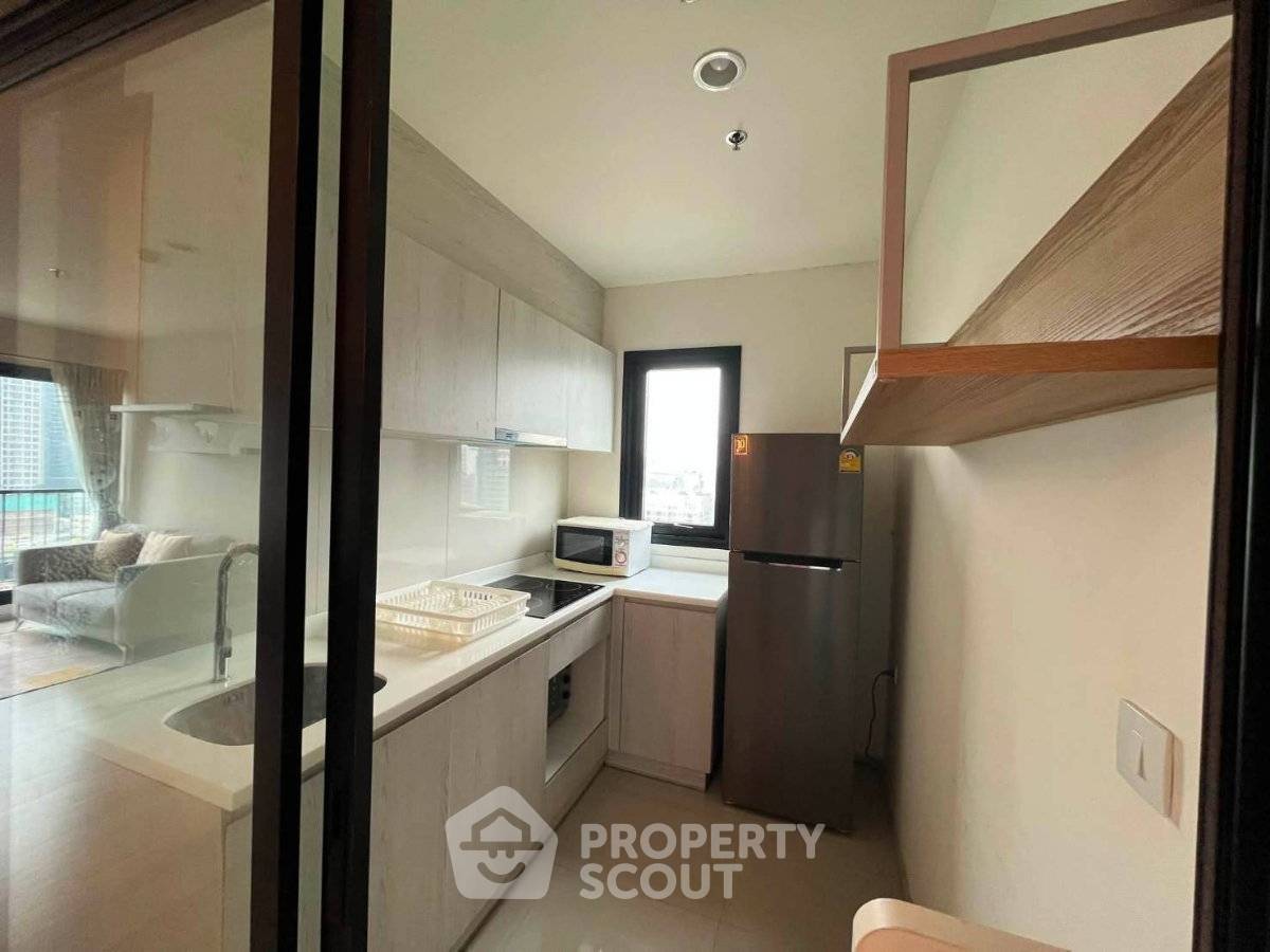 picture 15th-Floor 2-BR Condo At Life Asoke Near ARL Makkasan (ID 3190462) - 15/16