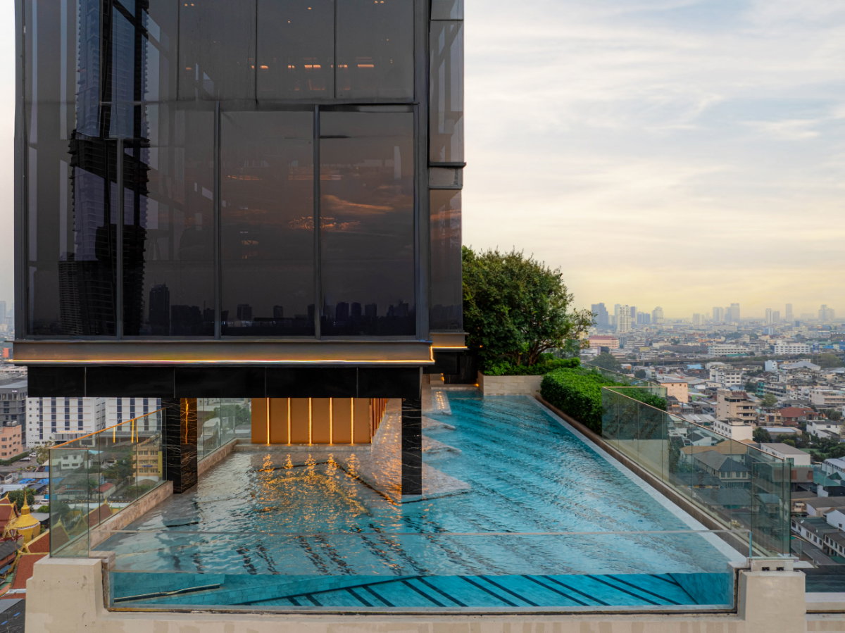 รูป ให้เช่า One Altitude  Charoenkrung  ** 130,000 บ./ ด. ***  ขนาด 132 ตร.ม.  3ห้องนอน 3ห้อง 1ห้องนั่งเล่น  +ห้องแม่บ้าน  ชั้น 10, 11  - รูปที่ 20/57