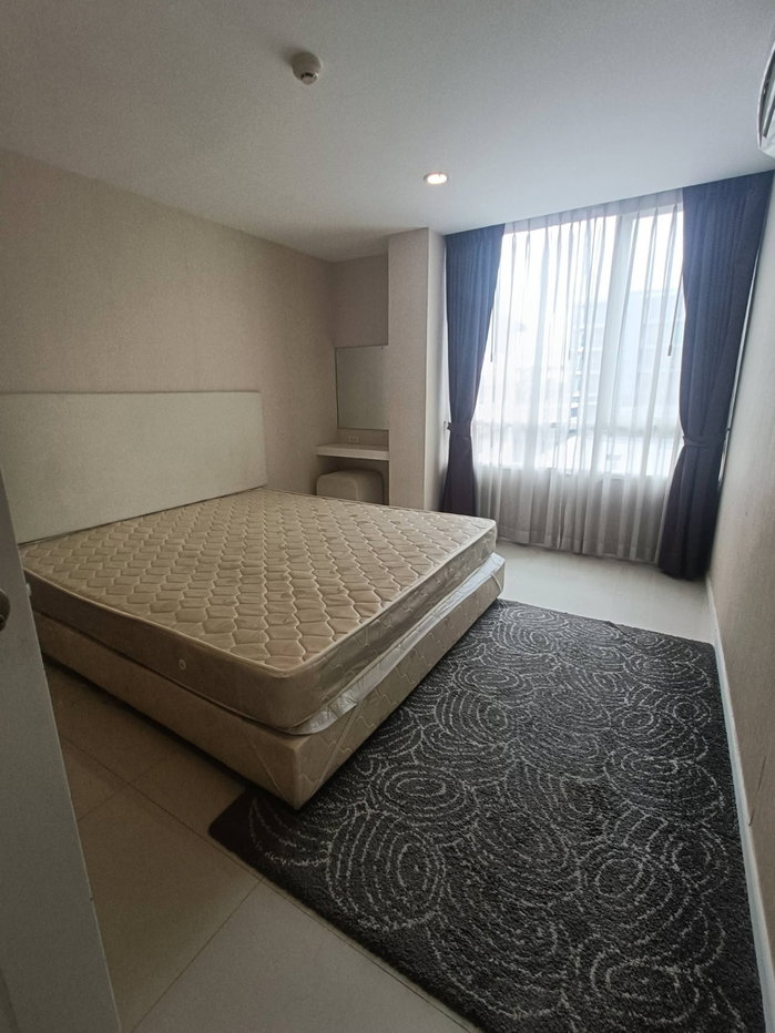 รูป ให้เช่า คอนโด อิลิเม้นท์ ศรีนครินทร์ *ห้องใหญ่พิเศษ* ที่ Line: @homefinder - รูปที่ 6/9
