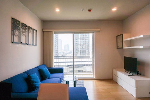 RS7381 For Rent: Hive Sathorn, Newly Renovated Condo, Spacious Room, City View, Near BTS Krung Thon Buri