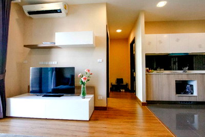 Condos for rent 700 Year Sports Arena Chiang Mai : FOR RENT 1bedroom : STYLISH CONDO near nimman CMU Maya  :Tel. 082-389-9314 (Boo)