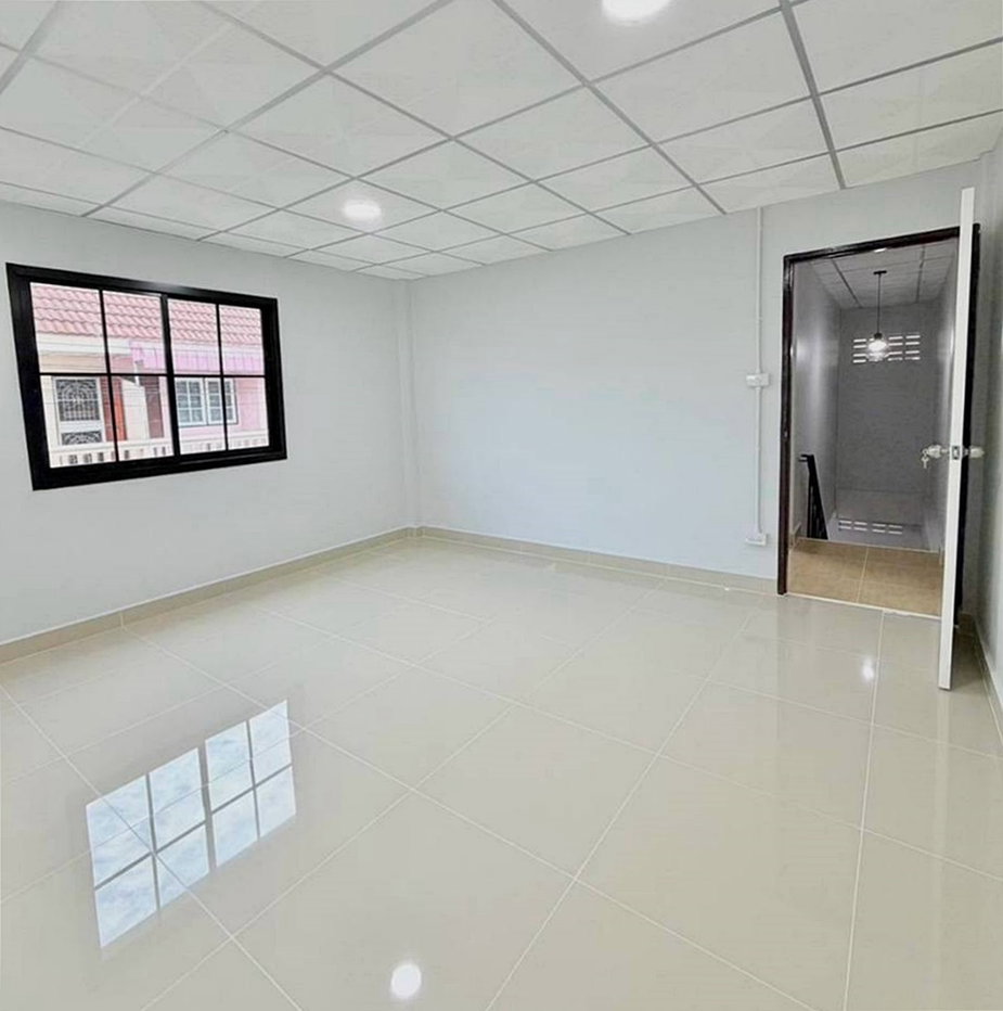 รูป บ้านสวย  หลังมุม มีระเบียงหน้าบ้าน #หมู่บ้าน ป.ผาสุข นิเวศน์ บางบัวทอง ใกล้เซ็นทรัล เวสเกต - รูปที่ 20/23