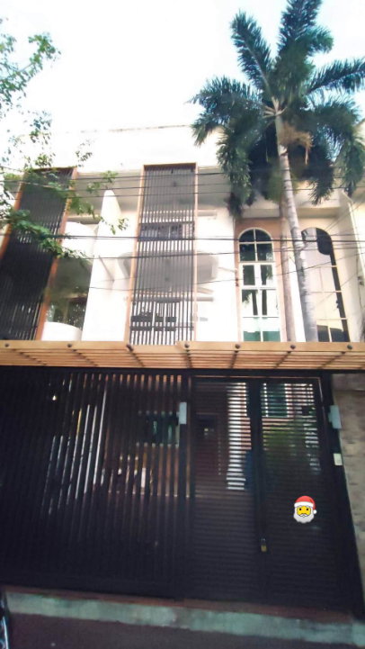 รูป 🏡✨ FOR RENT หมู่บ้าน 84 แมนชั่น – ซอยประดิษฐ์มนูธรรม 5 3 ห้องนอน 3 ห้องน้ำ ใกล้ MRT ลาดพร้าว 71 เพียงประมาณ 900 เมตร - รูปที่ 1/16