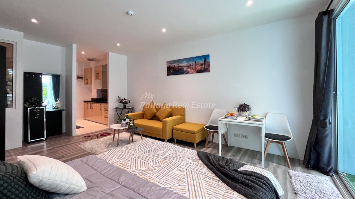 picture 🛏️ Studio - 🛁 1 Bath - 🏙️ Pool View - 🇹🇭 THAI name - 🏢 Diamond Suites Resort Pattaya - Ref: DS42 - 8/12
