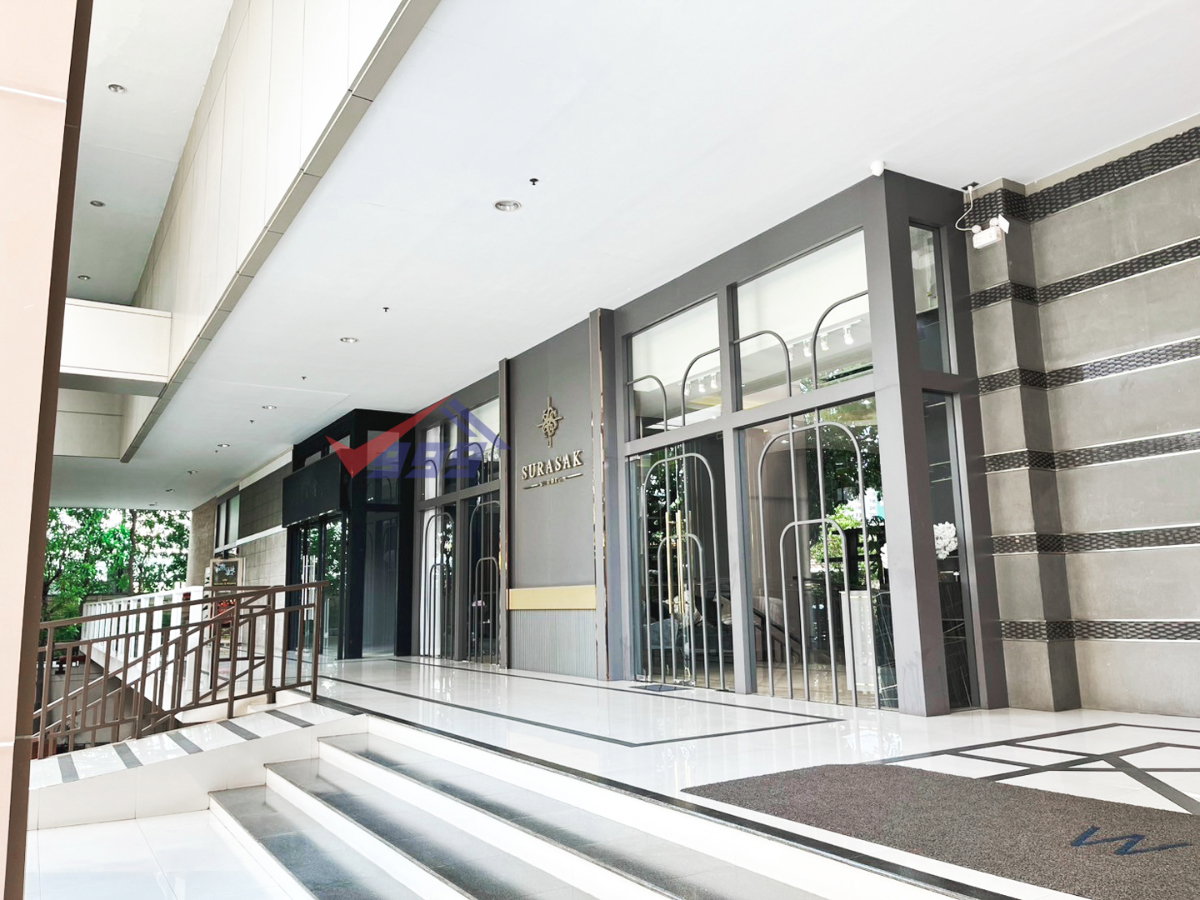 picture For Rent: Spacious Corner Condo with Beautiful View and Privacy - 33/38