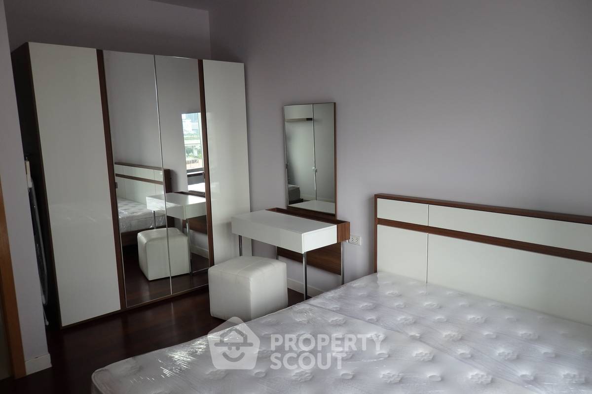 picture 2-BR Condo At Circle Condominium Near MRT Phetchaburi (ID 884332) - 5/8