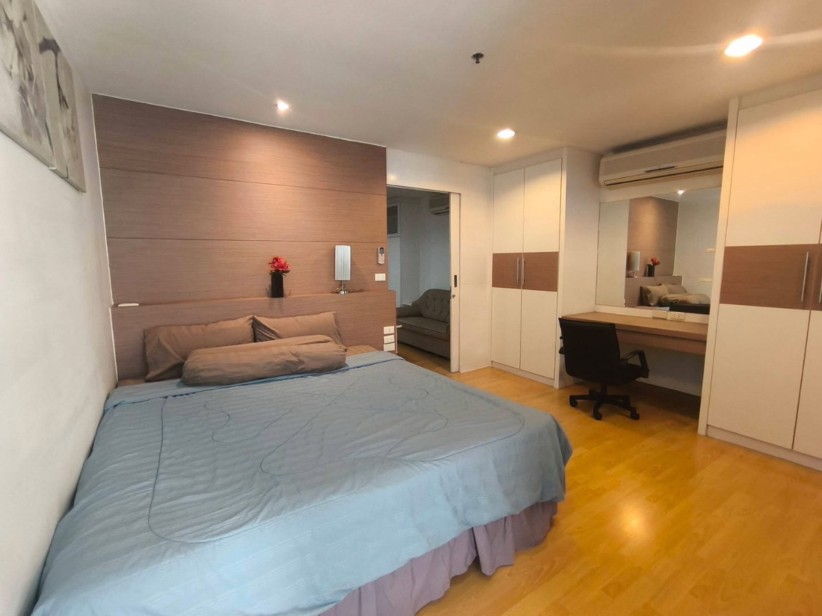 picture Serene Place Sukhumvit 24 - 5/8