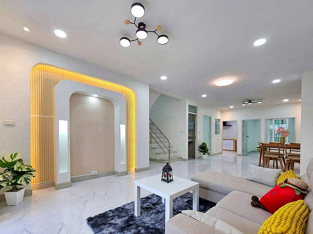 รูป บ้านสวย 5 ห้องนอน อยู่ถนนเมน #หมู่บ้านสุชา ติดถนนบางบัวทอง – สุพรรณบุรี ใกล้ตลาดสมบัติบุรี - รูปที่ 3/19