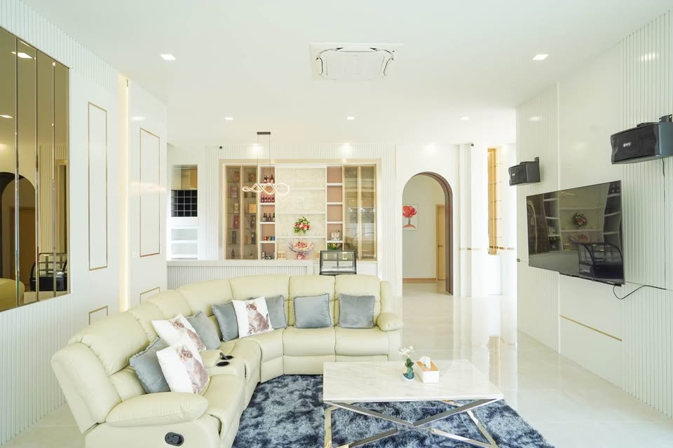รูป 🏡✨ ขายพูลวิลล่าหรู 3 ชั้น พร้อมสระว่ายน้ำส่วนตัว ใกล้โรงเรียนนานาชาติลานนา ✨🏡 CSRP101304 - รูปที่ 5/25