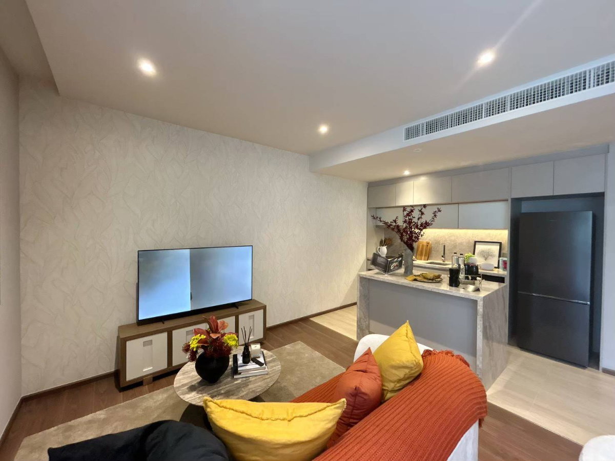 picture “VIA 61 | Private Luxury in Ekkamai” - 4/18