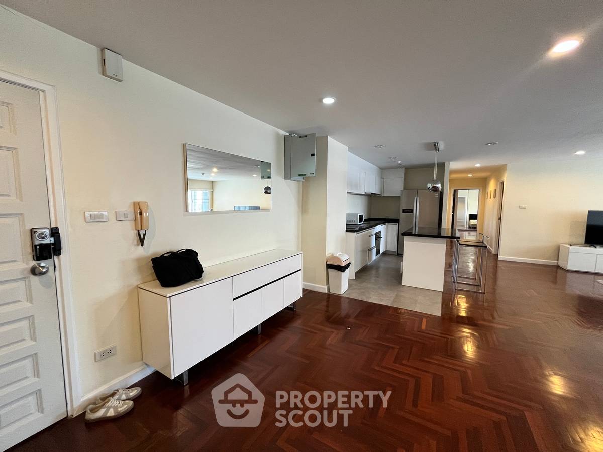 picture Spacious 2-BR 144 Sqm | Silom Condominium 100m To BTS Sala Daeng (ID 513138) - 6/15