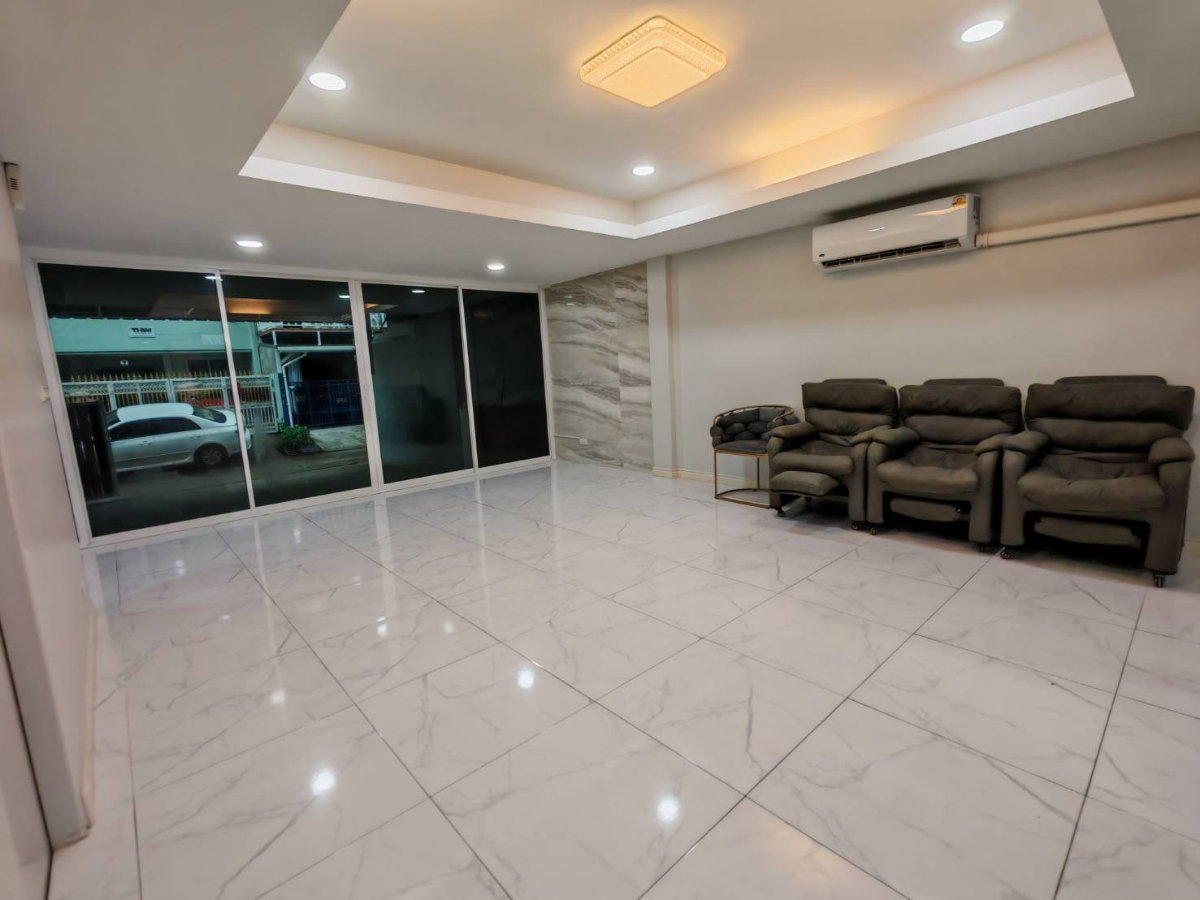 รูป 🏢✨ ให้เช่า Home Office 4 ชั้น ลาดพร้าว 80 | เชื่อมต่อลาดพร้าว–รัชดา–เหม่งจ๋าย–เลียบด่วน - รูปที่ 2/10
